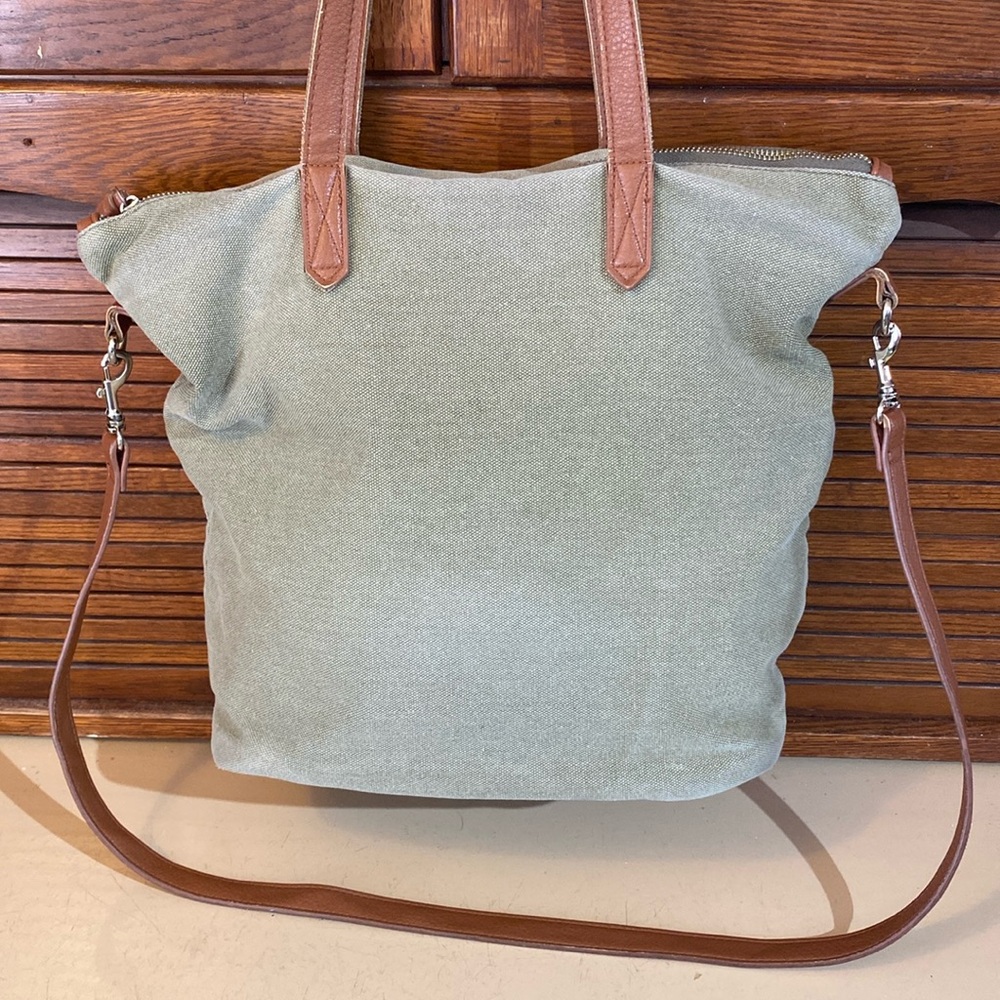 Old navy computer bag